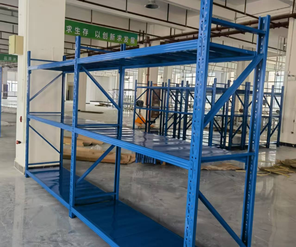 仓库货架层重200KG/层